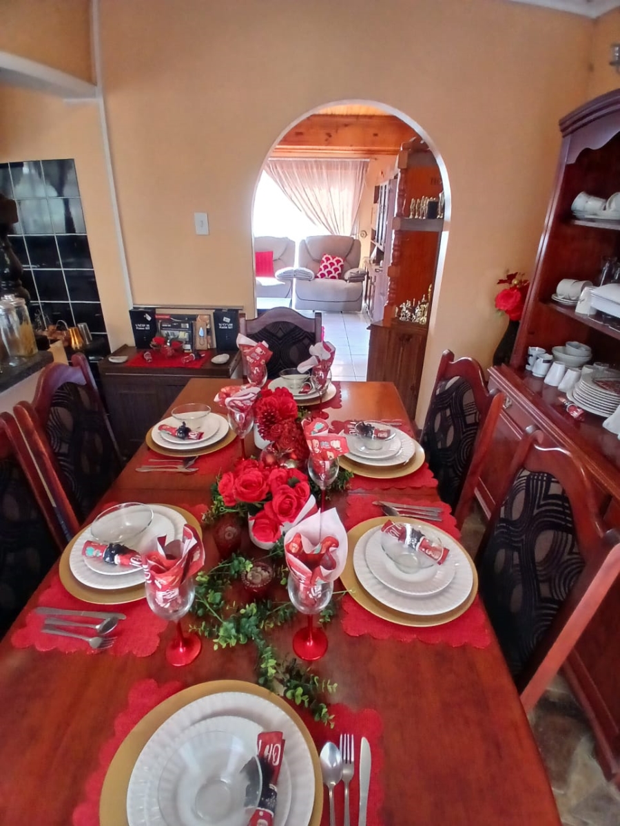 4 Bedroom Property for Sale in Amalinda Eastern Cape